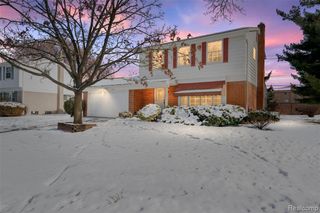 30190 Northgate Drive, Southfield, MI 48076