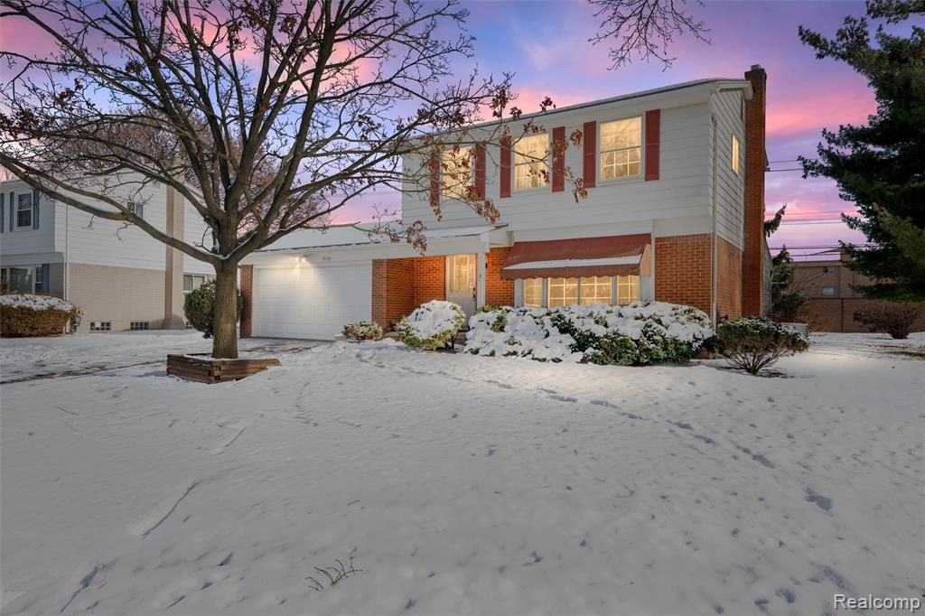 30190 Northgate Drive, Southfield, MI 48076