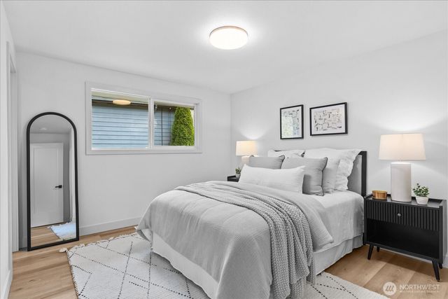 9533 Bowdoin Way, Edmonds, WA 98020