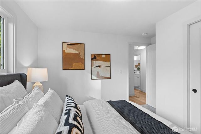 9533 Bowdoin Way, Edmonds, WA 98020