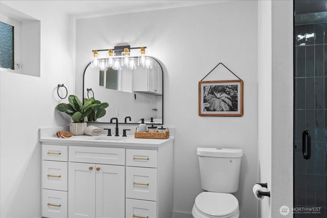 9533 Bowdoin Way, Edmonds, WA 98020