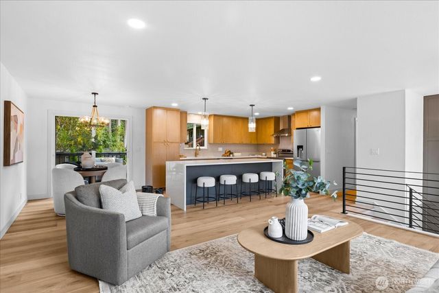 9533 Bowdoin Way, Edmonds, WA 98020