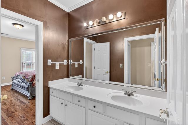 1766 DICKENS CV, Germantown, TN 38139