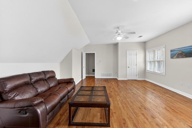 1766 DICKENS CV, Germantown, TN 38139