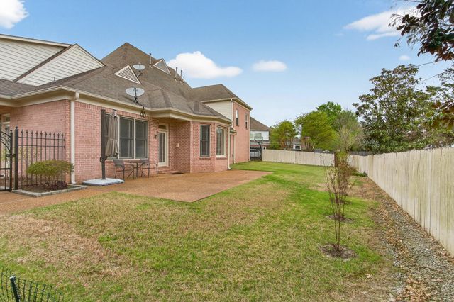 1766 DICKENS CV, Germantown, TN 38139