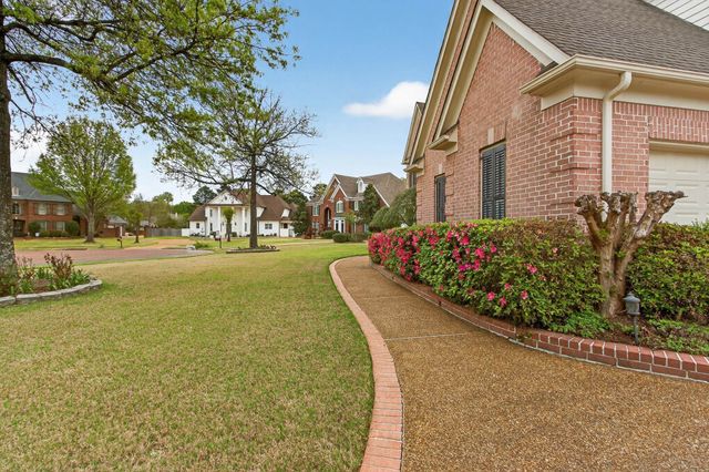 1766 DICKENS CV, Germantown, TN 38139