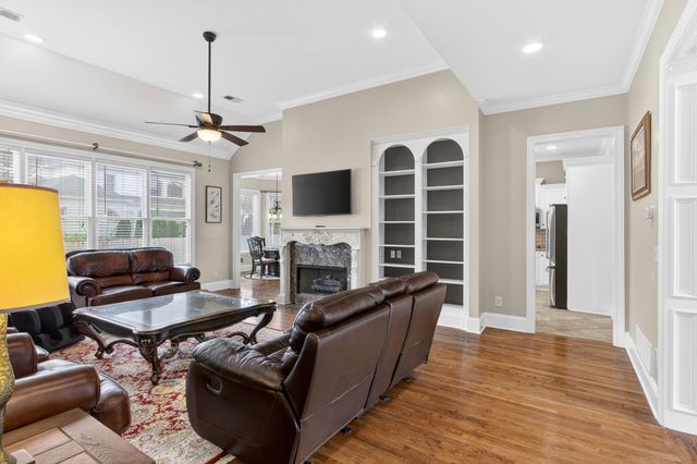 1766 DICKENS CV, Germantown, TN 38139