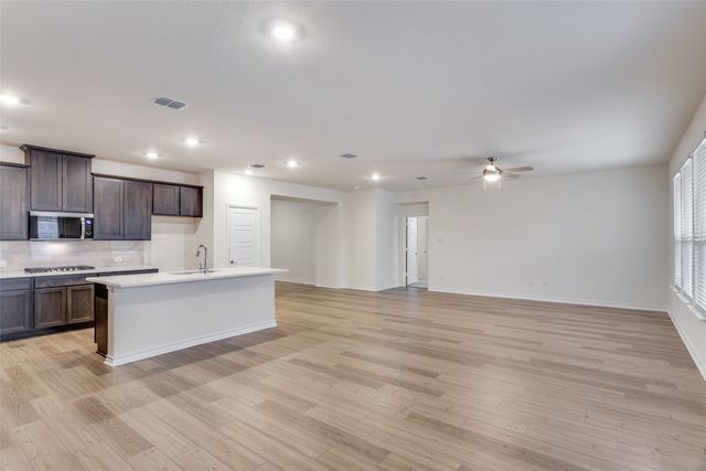 204 Gallegos Drive, Aledo, TX 76008