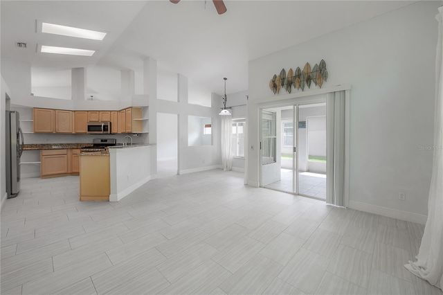 11820 EASTHAMPTON DRIVE, Tampa, FL 33626