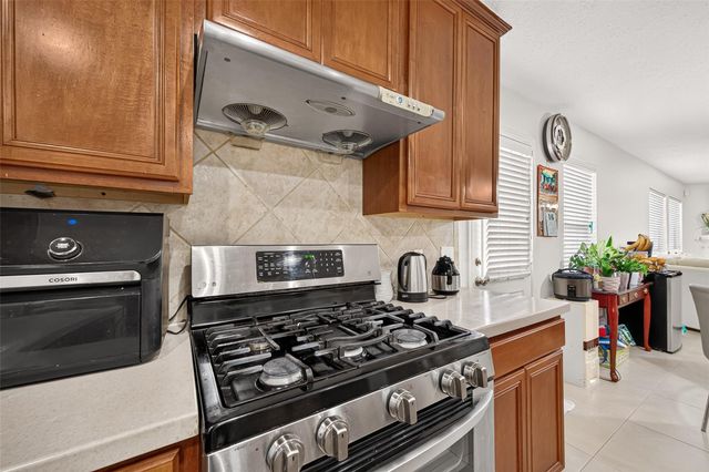 9103 Ferndale View Drive, Houston, TX 77064