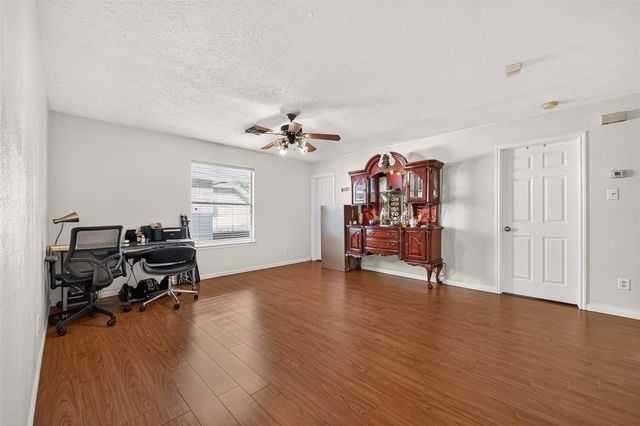 9103 Ferndale View Drive, Houston, TX 77064