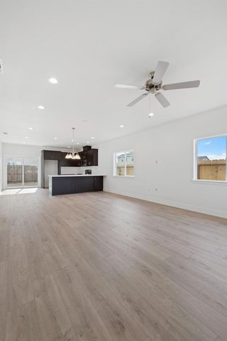 1852 Lovejoy Pl, Manteca, CA 95337