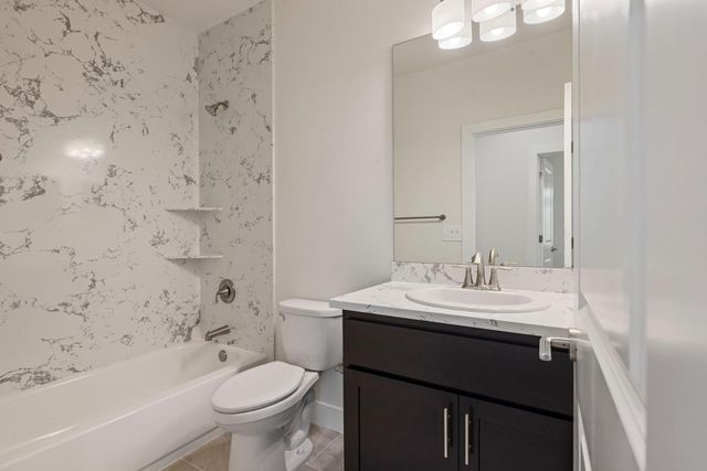 1852 Lovejoy Pl, Manteca, CA 95337