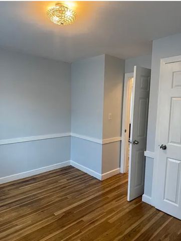 128 Seminole Ave 128, Waltham, MA 02451