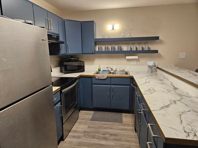 247 MILLER LN, Cheyenne, WY 82009