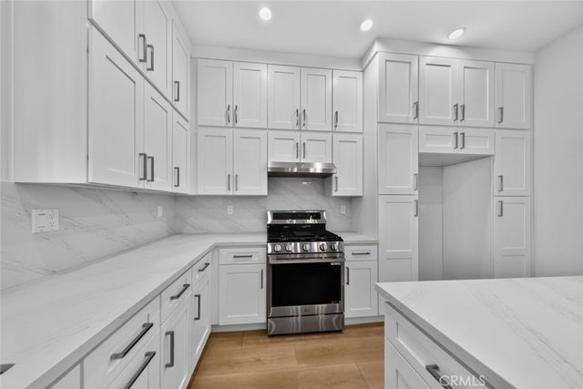 7942 Ethel Avenue, Los Angeles, CA 91605