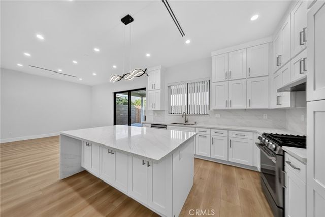 7942 Ethel Avenue, Los Angeles, CA 91605