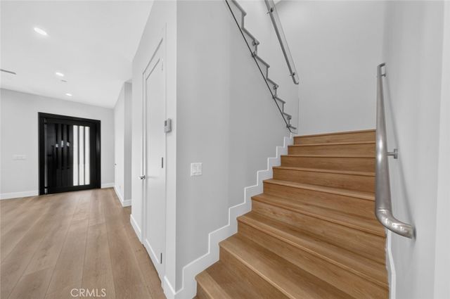 7942 Ethel Avenue, Los Angeles, CA 91605