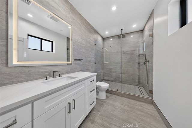 7942 Ethel Avenue, Los Angeles, CA 91605