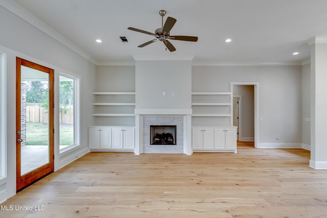 122 Grayson Way, Madison, MS 39110