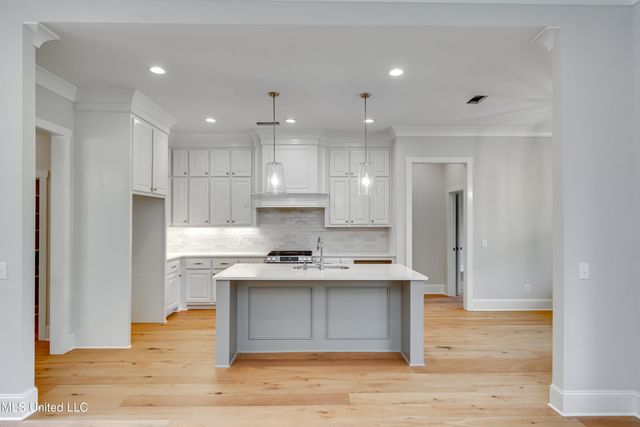 122 Grayson Way, Madison, MS 39110