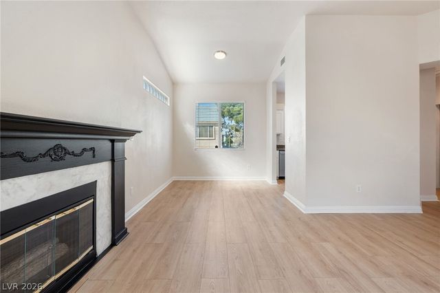 5155 West Tropicana Avenue 2090, Las Vegas, NV 89103