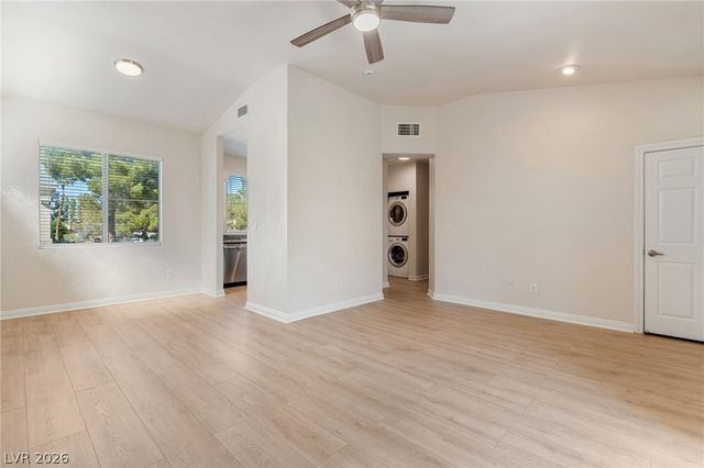5155 West Tropicana Avenue 2090, Las Vegas, NV 89103