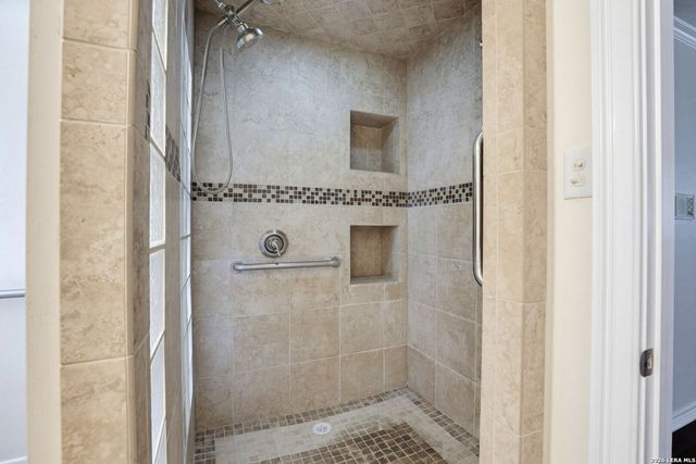 6112 Rue Sophie St, San Antonio, TX 78238