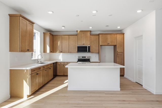 4334 Tahoe Sedge St, Rancho Cordova, CA 95742