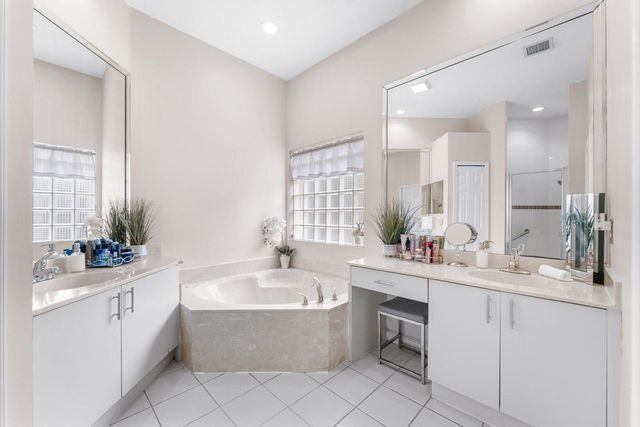 12420 NW 50th Place, Coral Springs, FL 33076