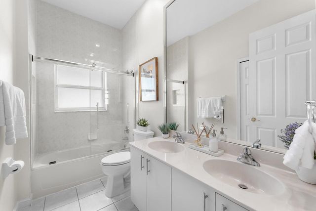 12420 NW 50th Place, Coral Springs, FL 33076