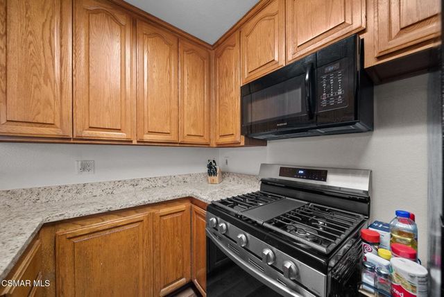 1718 Sinaloa Road 118, Simi Valley, CA 93065