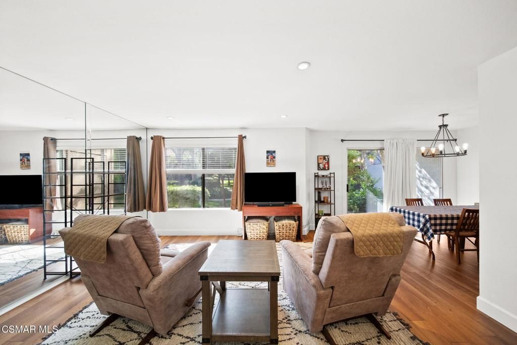 Image 8 of property listing at 1718 Sinaloa Road 118, Simi Valley, CA 93065