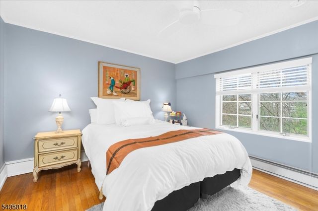 128 Main St, Lebanon Boro, NJ 08833