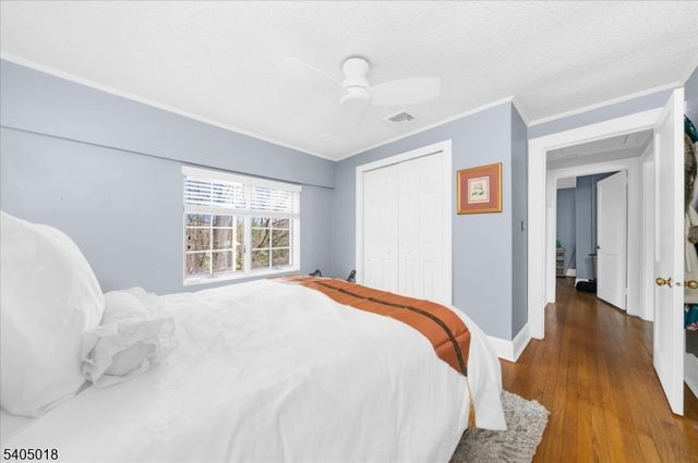 128 Main St, Lebanon Boro, NJ 08833