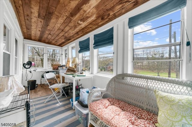 128 Main St, Lebanon Boro, NJ 08833