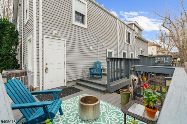 128 Main St, Lebanon Boro, NJ 08833