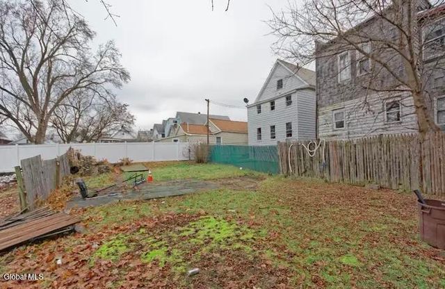 565 Nott Street, Schenectady, NY 12308