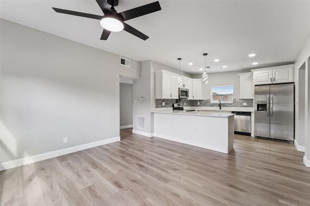 5738 YUCATAN DRIVE, Orlando, FL 32807