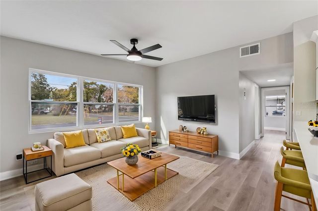 5738 YUCATAN DRIVE, Orlando, FL 32807