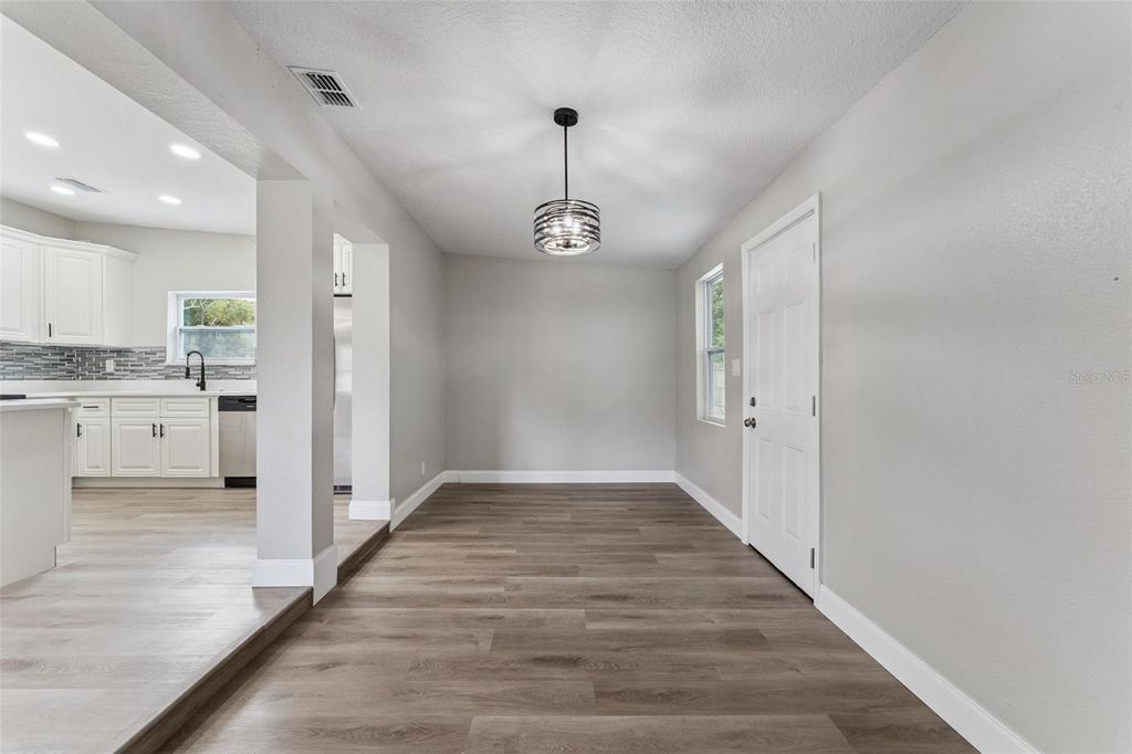 Image 19 of property listing at 5738 YUCATAN DRIVE, Orlando, FL 32807