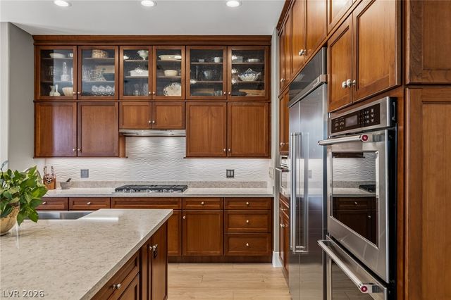 10713 Beringer Drive, Las Vegas, NV 89144