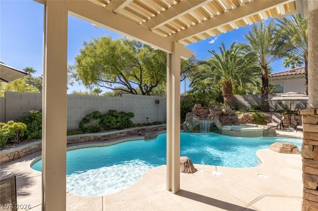 10713 Beringer Drive, Las Vegas, NV 89144