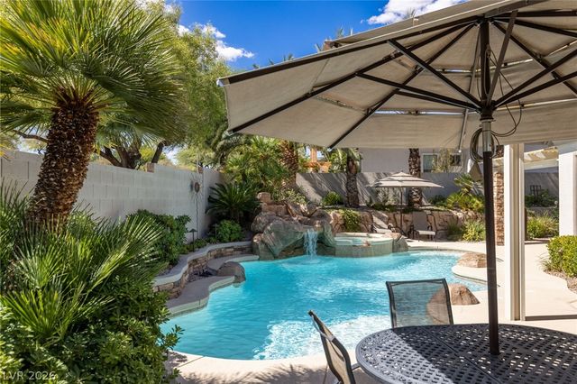 10713 Beringer Drive, Las Vegas, NV 89144