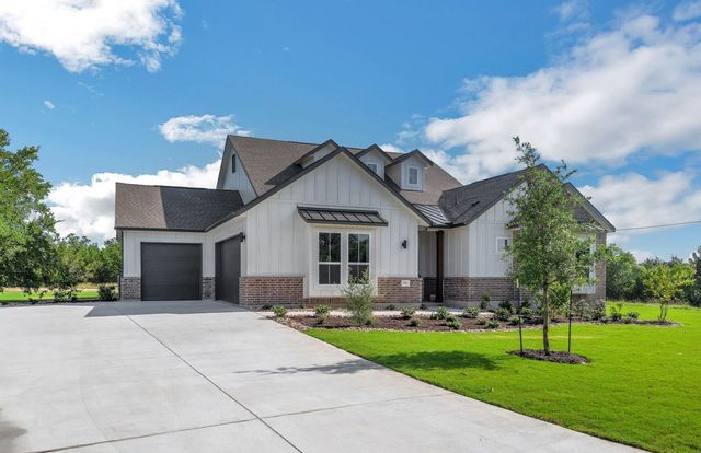 100 Northcrest DR, Liberty Hill, TX 78642
