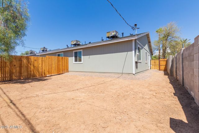 214 S 92ND Place A, Mesa, AZ 85208