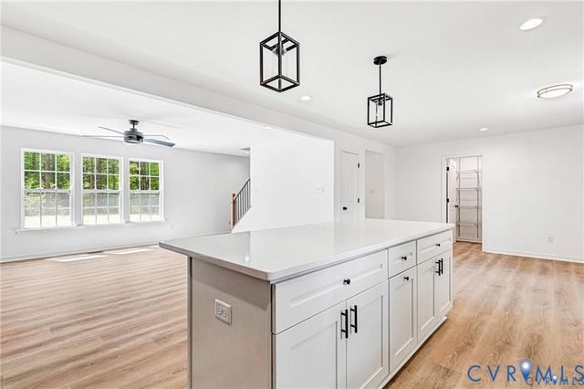 120 W New Providence Dr, Ruther Glen, VA 22546