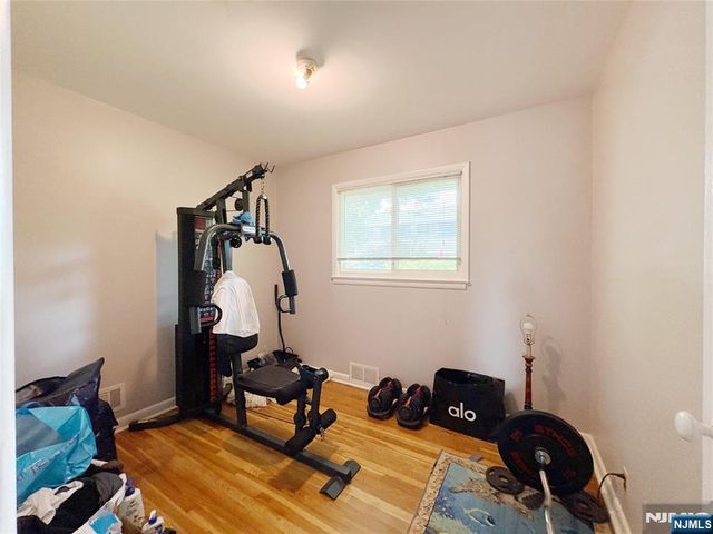 622 Knickerbocker Road, Cresskill, NJ 07626