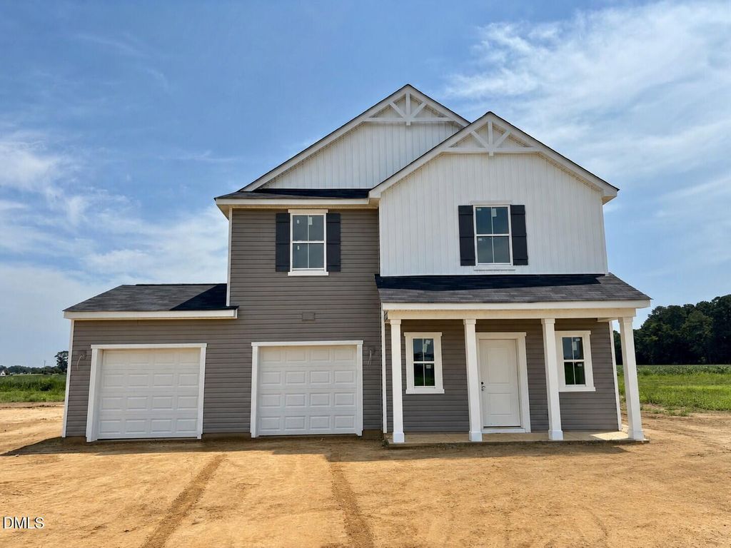 202 Piper Pointe Drive, Pikeville, NC 27863