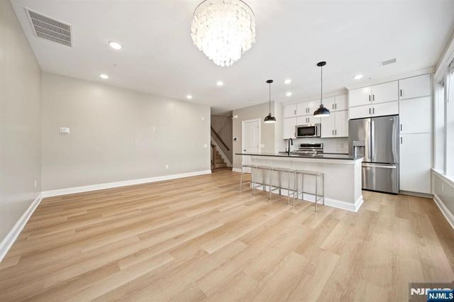 30 Arnold Drive, Wood Ridge, NJ 07075